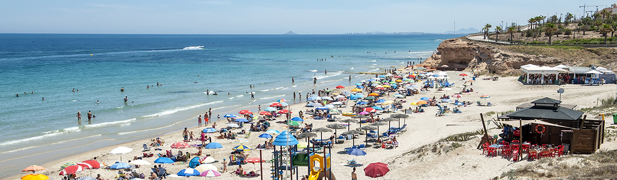 Mil Palmeras strand Costa Blanca South Mil Palmeras homokos strandja a Costa Blanca déli részén, Alicante tartományban
